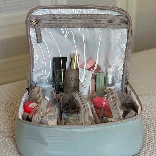 Necessaire Maleta: A Solução Perfeita para Organizar seus Cosméticos